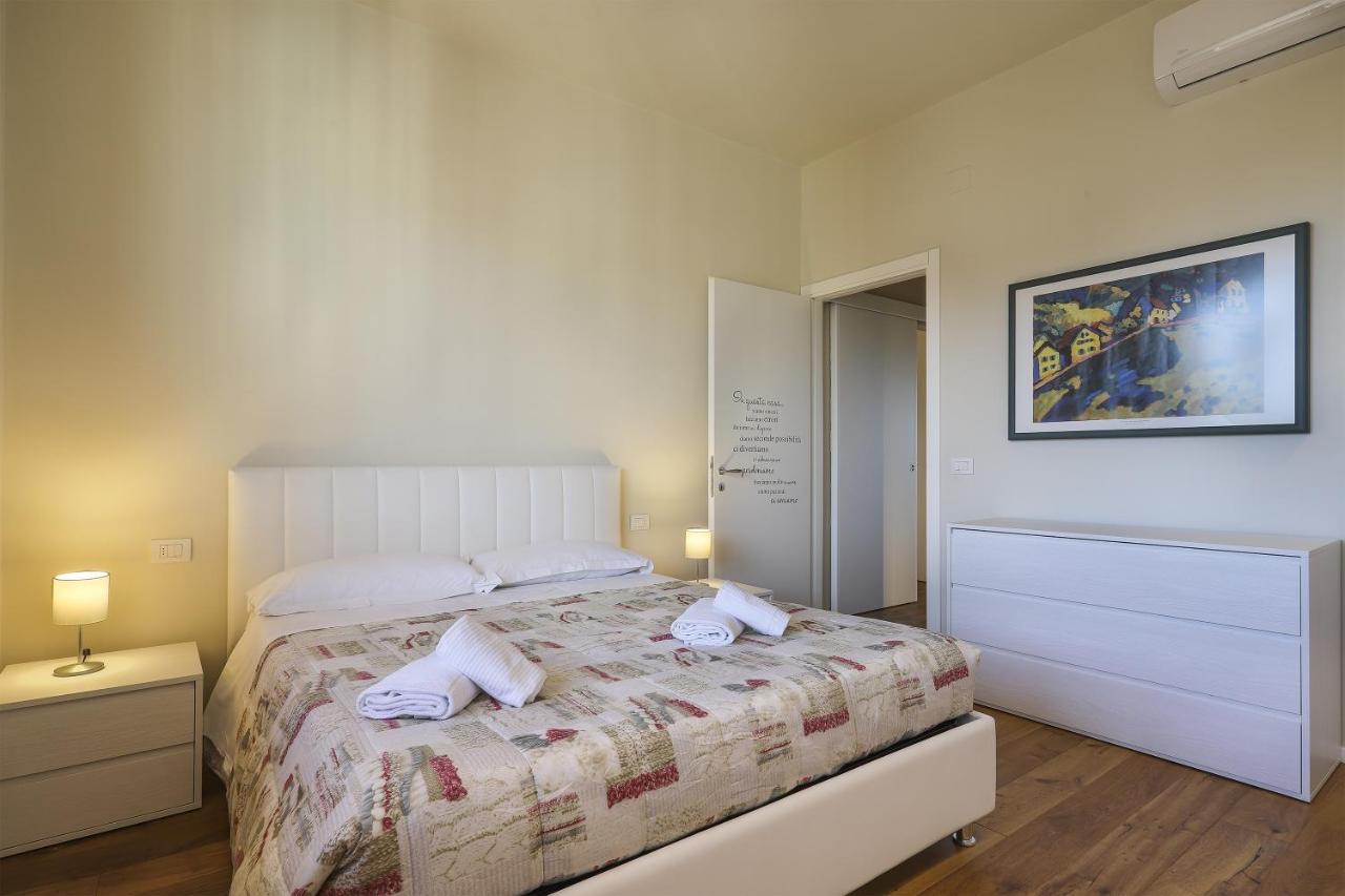 Dalla Giulia - A/C, Wi-Fi, Private Parking - Sweet Dreams In Florence Apartment Exterior photo